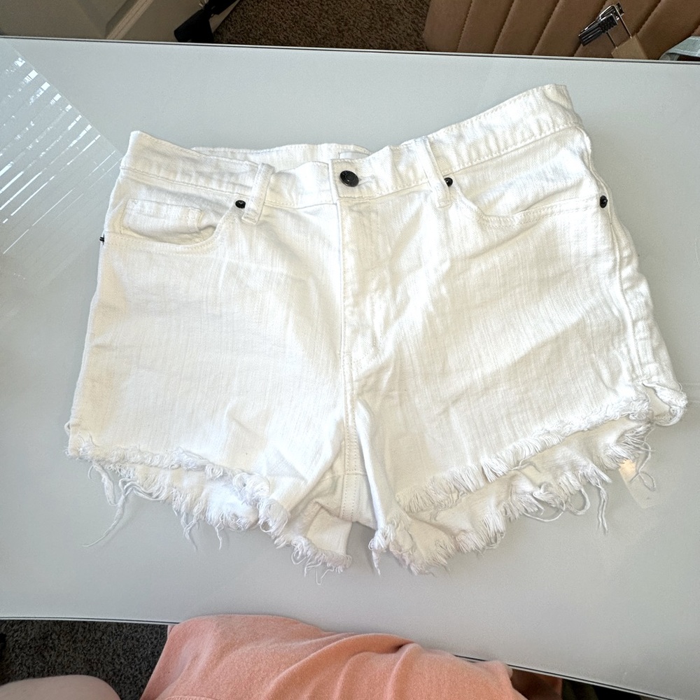 Pistola Woman’s White Shorts - Size 12 - Great Condition!